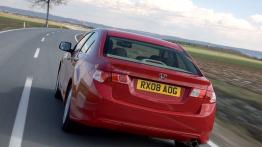 Honda Accord VIII Sedan - widok z tyłu