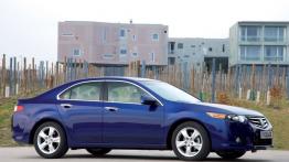 Honda Accord VIII Sedan - prawy bok