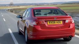 Honda Accord VIII Sedan - widok z tyłu