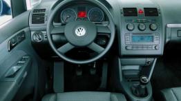 Volkswagen Touran - kokpit