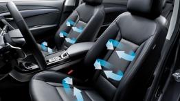 Hyundai i40 sedan - fotel kierowcy, widok z przodu