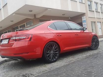 #skoda #superb #laurinklement #280KM #spalanie