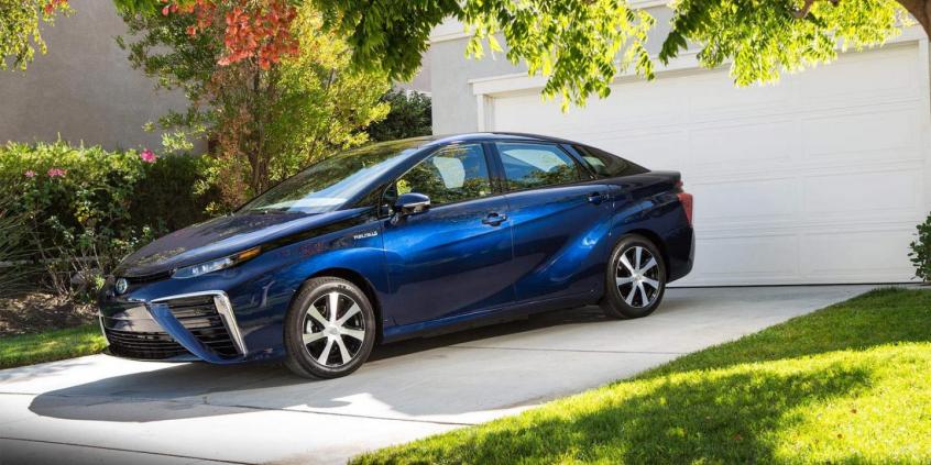 Toyota Mirai – przystanek końcowy motoryzacji?