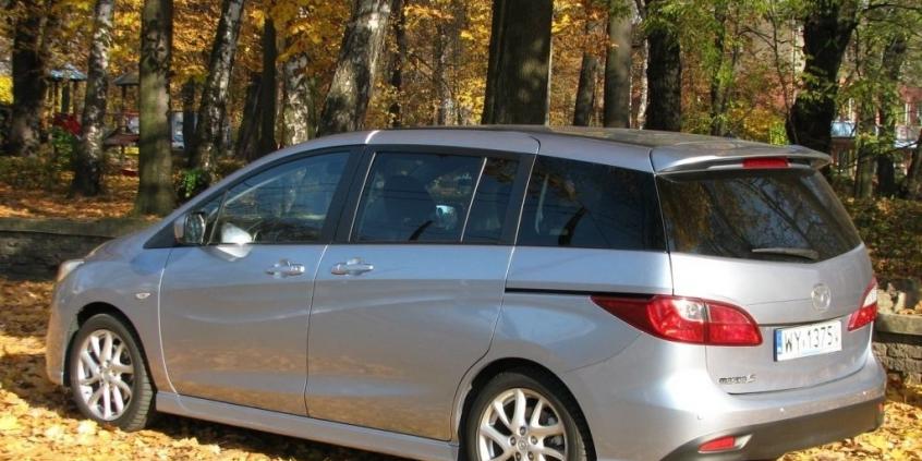 Tanie auta dla dużej rodziny. 5 propozycji w cenie do 25 tys. zł