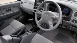 Nissan NP300 Single Cab - pełny panel przedni