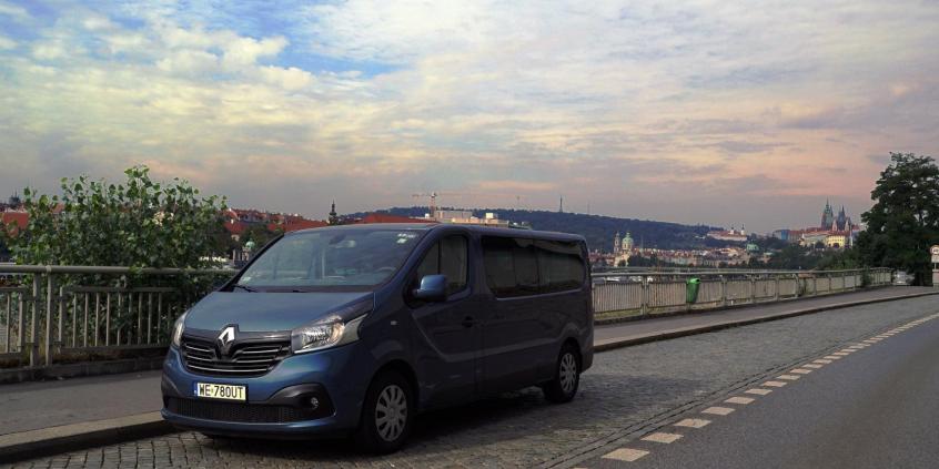 Renault Trafic – przeczytaj, zanim pojedziesz nim na wakacje