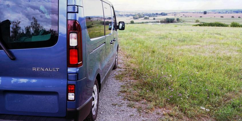 Renault Trafic – przeczytaj, zanim pojedziesz nim na wakacje