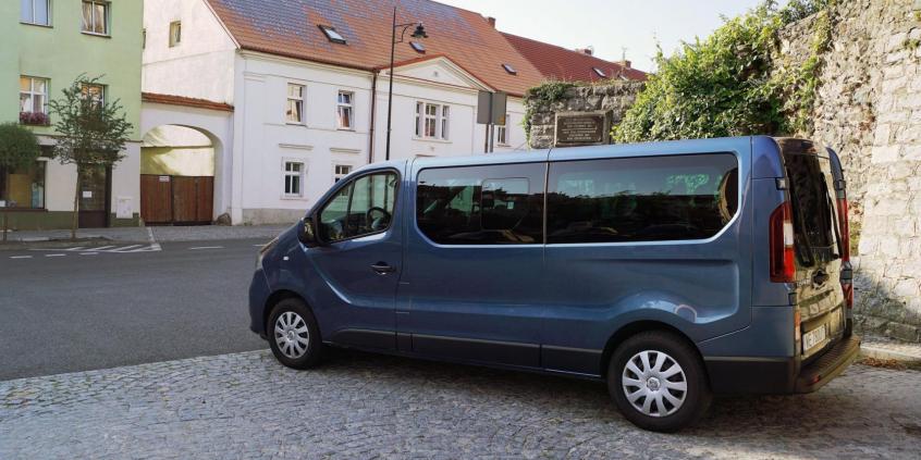 Renault Trafic – przeczytaj, zanim pojedziesz nim na wakacje