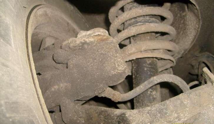 Opis techniczny Audi 100