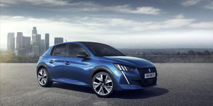 Peugeot e-208 debiutuje w Polsce i... zagraża Corsie