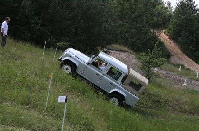Nowy Land Rover Defender 2007