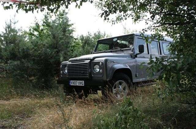 Nowy Land Rover Defender 2007