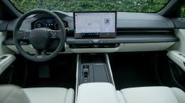 Pierwsza jazda: Lexus ES 500e AWD Prestige ma poważne zadanie i wszelkie atuty by mu sprostać