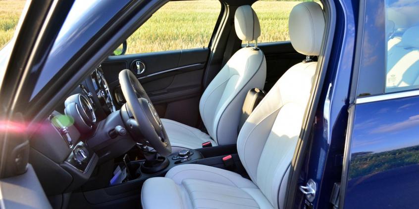 MINI Countryman – dla kogo duże MINI w wersji hybrydowej?