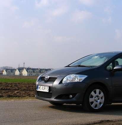 Toyota Auris - godny następca Corolli?