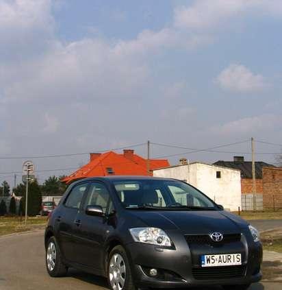 Toyota Auris - godny następca Corolli?