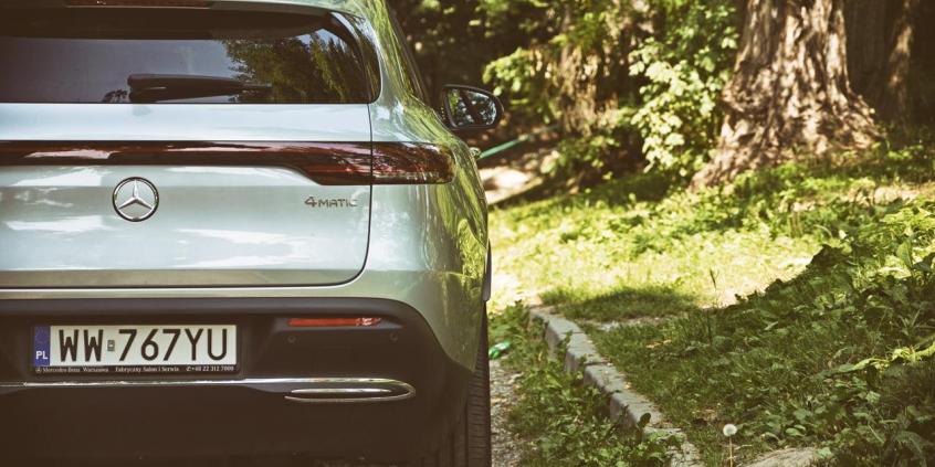 Mercedes EQC – jak jaskółka