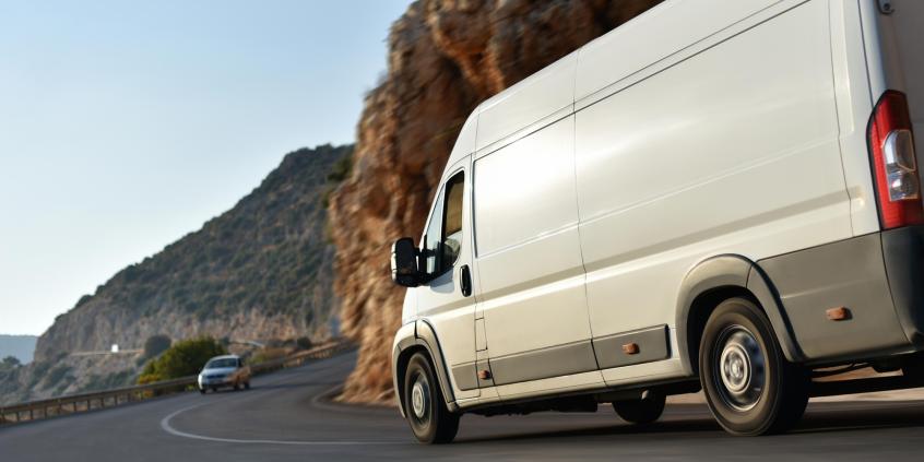 Ford Transit i Transit Custom 2.0 EcoBlue – wady, zalety, awaryjność i alternatywy. Poradnik kupującego 