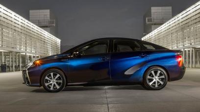 Toyota Mirai – przystanek końcowy motoryzacji?