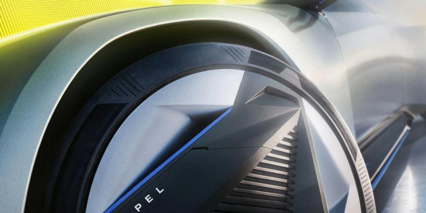Opel nie rezygnuje z kombi. STX Concept zapowiada Astrę nowej generacji