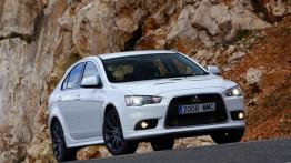 Mitsubishi Lancer Ralliart Sportback - widok z przodu