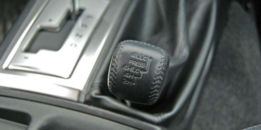 Mitsubishi Pajero Sport - wymierający gatunek