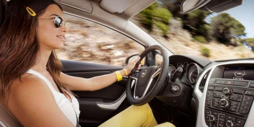 Opel Astra GTC - Dostępne auto marzeń