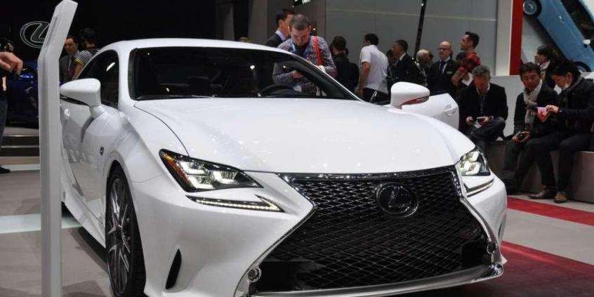 Na żywo z Genewy: nowości japońskich marek