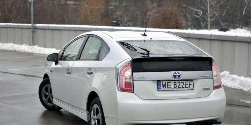 Toyota Prius Plug-in - zimna kalkulacja