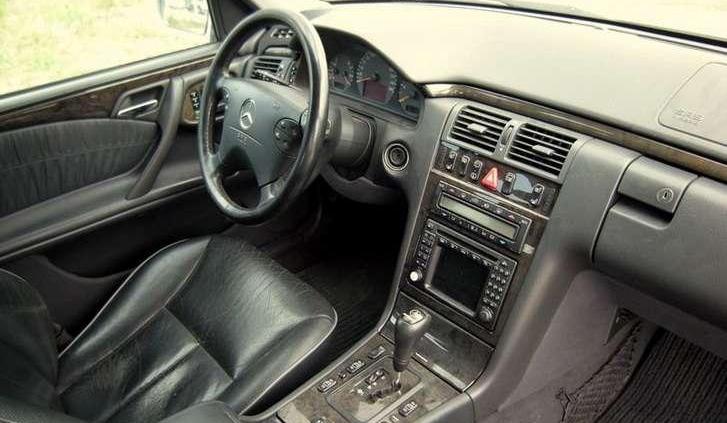 Klasa E W210 - Mercedes na wymarciu?