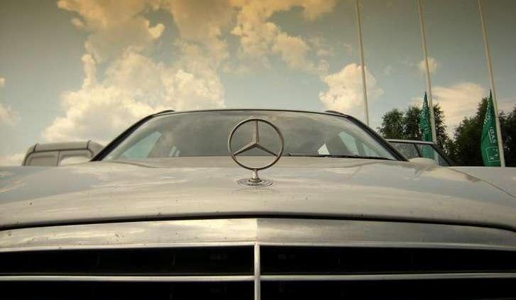 Klasa E W210 - Mercedes na wymarciu?