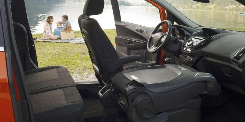 Ford B-MAX - niewielki rodzinny spryciarz