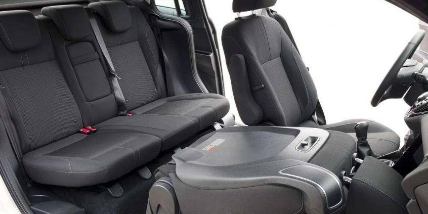 Ford B-MAX - niewielki rodzinny spryciarz