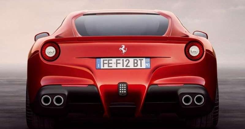 Ferrari F12 Berlinetta - marzenie w kolorze czerwieni