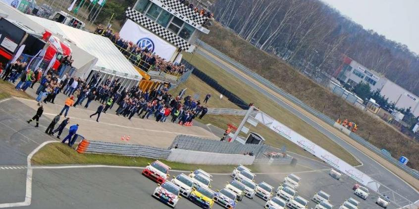Wyścigowy puchar Golfa GTI - nowa jakość ścigania w Polsce