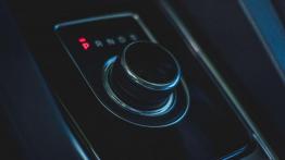 Jaguar F-Pace - elegancki mięśniak