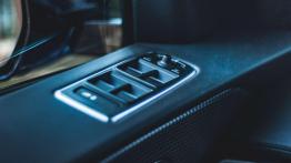 Jaguar F-Pace - elegancki mięśniak