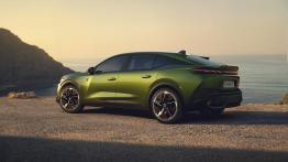 Nowy Peugeot 408 po liftingu: Bogatsze wyposażenie, ale cennik ani drgnął