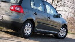 VW Golf V - skrajny ideał?