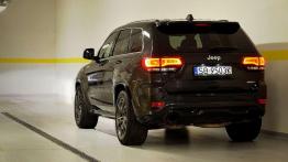 Jeep Grand Cherokee SRT8 - bezkompromisowy brutal