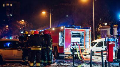 Pijana kierująca i telefon w ręku. Auto z 3-letnim dzieckiem dachowało