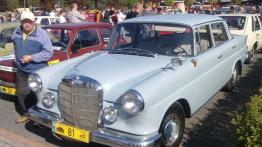 Starej motoryzacji czar ...