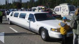 Starej motoryzacji czar ...