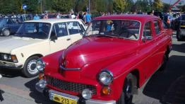 Starej motoryzacji czar ...