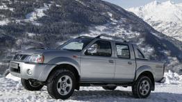 Nissan Pickup Navara - lewy bok