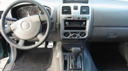 Isuzu D-Max - pełny panel przedni