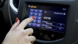 Chevrolet Trax - radio/cd/panel lcd