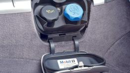 Porsche Cayman - wlew paliwa