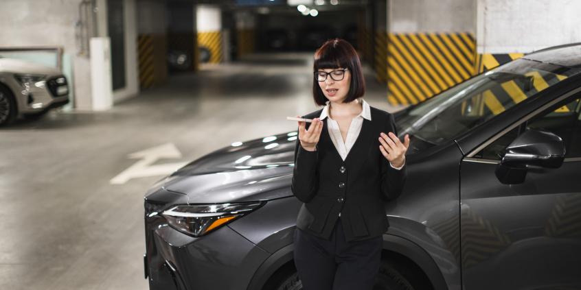 Toyota na celowniku złodziei. Policja apeluje: parkuj w garażu