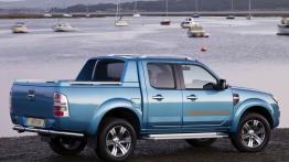 Ford Ranger Double Cab - prawy bok